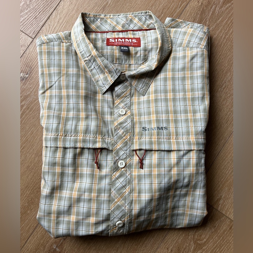 Sims Mens long sleeve fishing shirt. I think it’s the Stone Cold Long sleeve